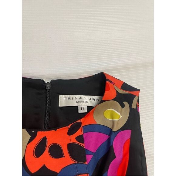 Trina Turk Psychedelic Colorful Sheath Dress Size 0 - Picture 2 of 8